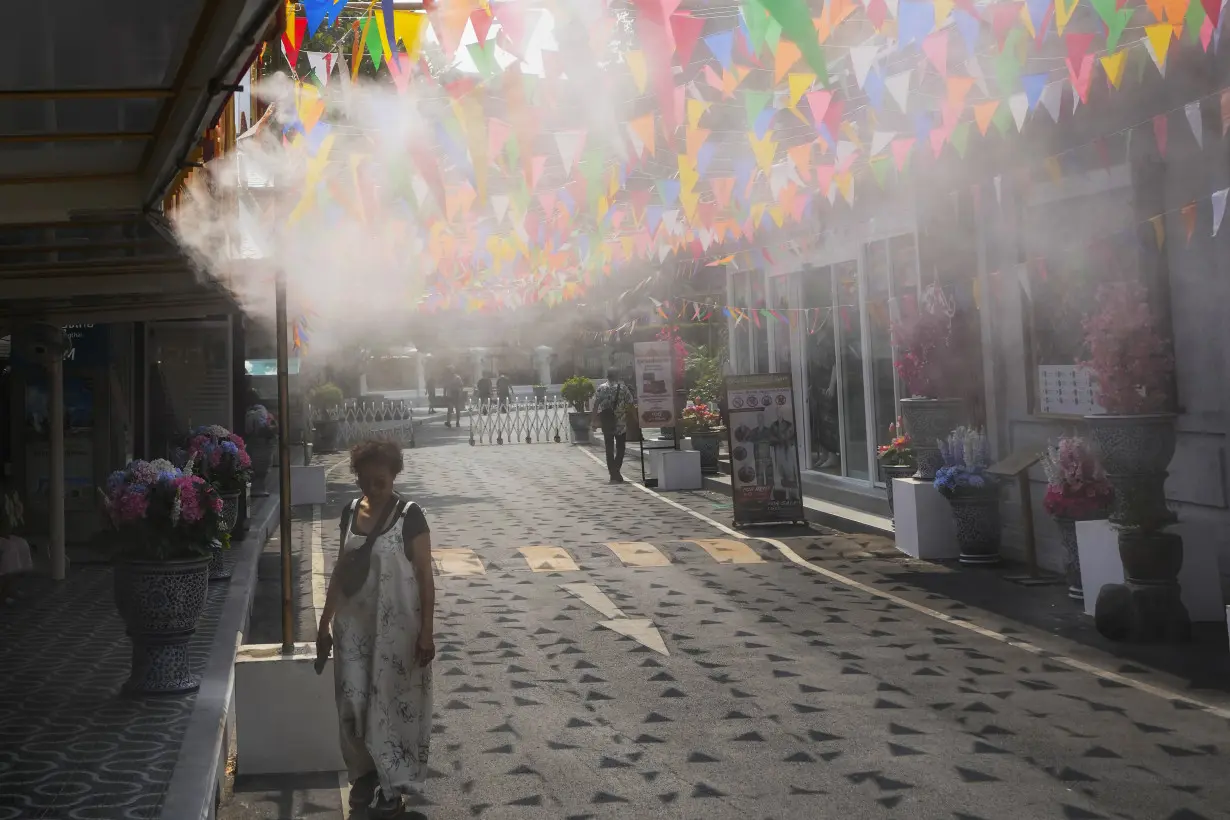 Water guns are in full blast to mark Thai New Year festivities despite worries about heat wave