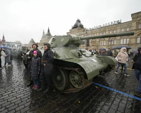 Ukrainian officers investigated for holding awards ceremony struck by Russia, killing 19 soldiers