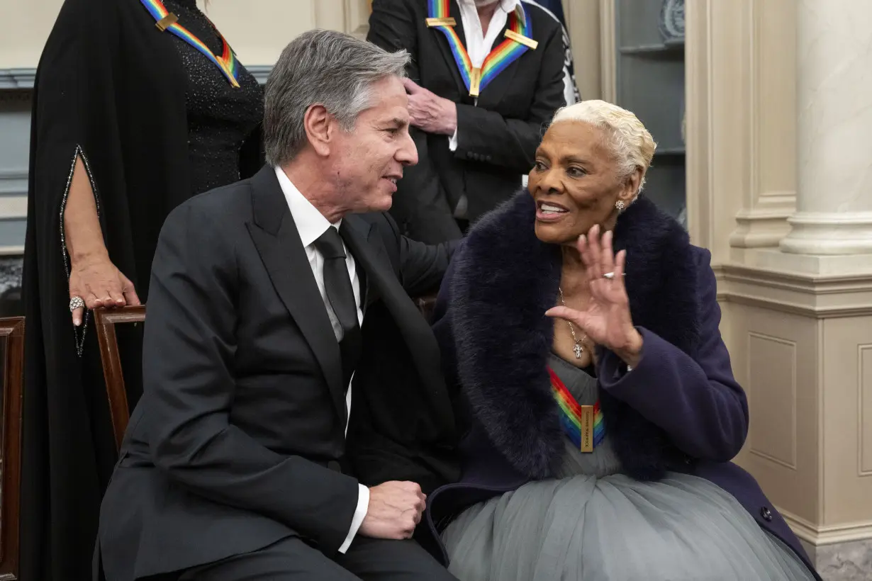 Kennedy Center Honors fetes new inductees, including Queen Latifah, Billy Crystal and Dionne Warwick