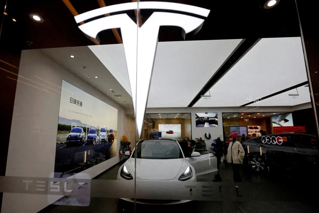 FILE PHOTO: FILE PHOTO: Tesla showroom in Beijing