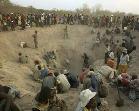 Russia and West join forces to tackle trade in 'blood diamonds' despite feud over Moscow's diamonds