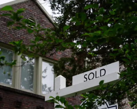 US single-family housing starts plunge in March