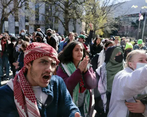 Campus anti-war protesters dig in from New York to California as universities and police take action