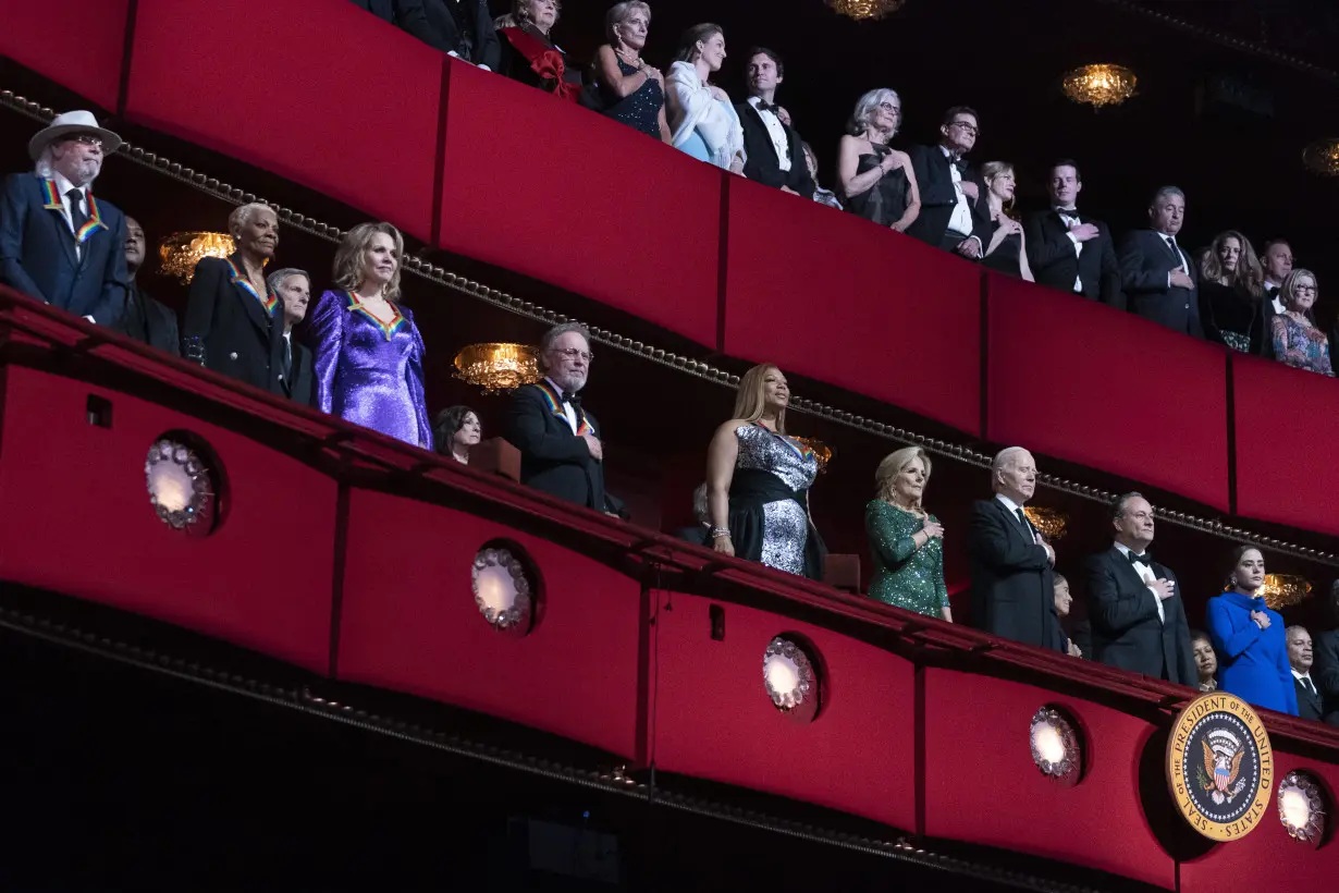 Kennedy Center Honors fetes new inductees, including Queen Latifah, Billy Crystal and Dionne Warwick