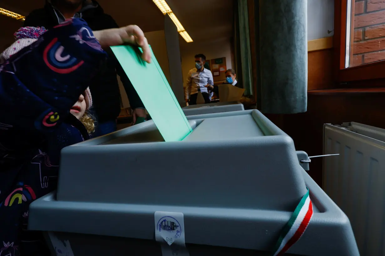 Hungarian parliamentary elections in Veresegyhaz