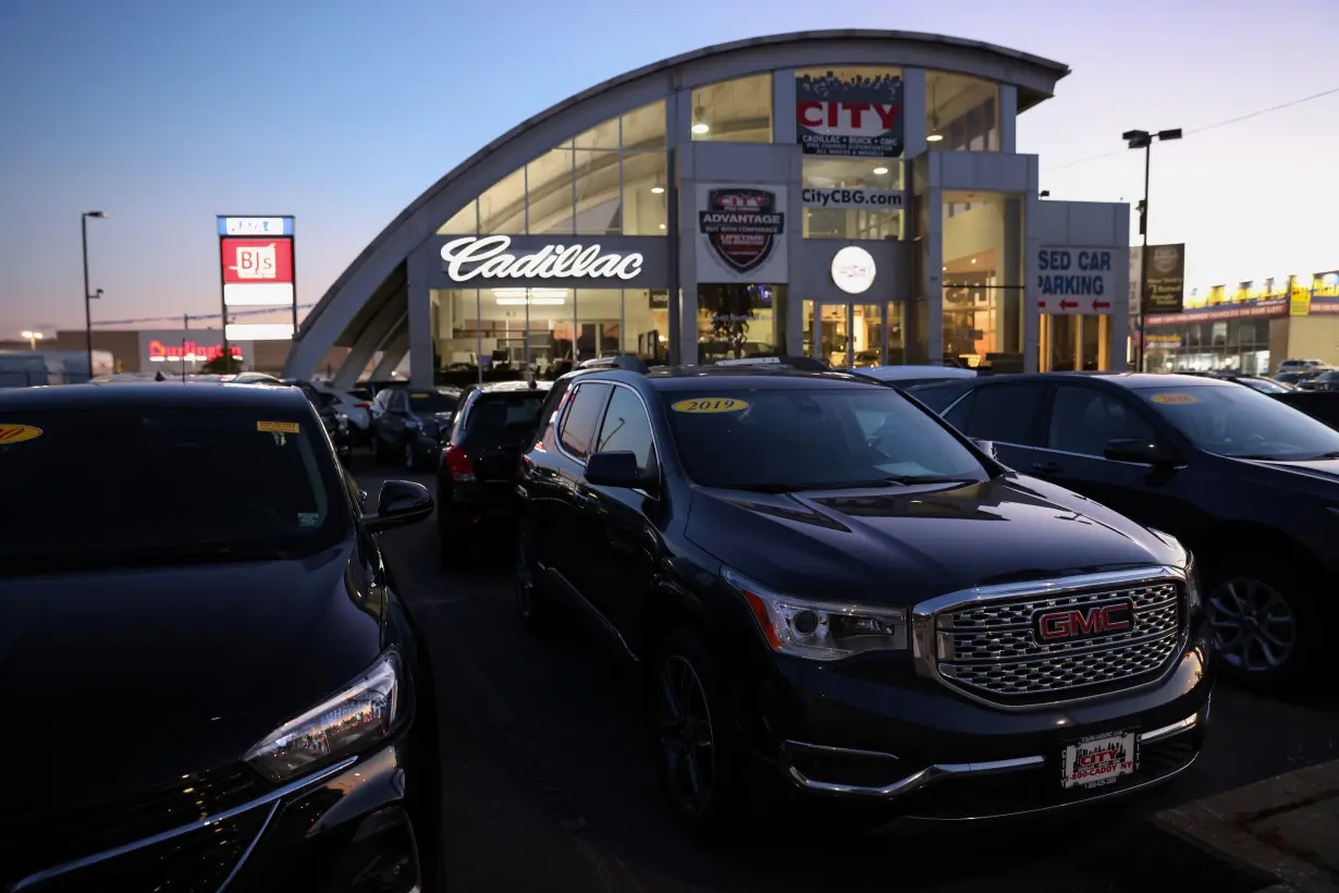 LA Post: General Motors results beat targets, forecast raised, shares jump