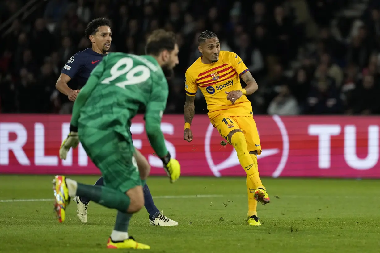 Raphinha scores twice as Barcelona beats PSG 3-2 in 1st leg of Champions League quarterfinals