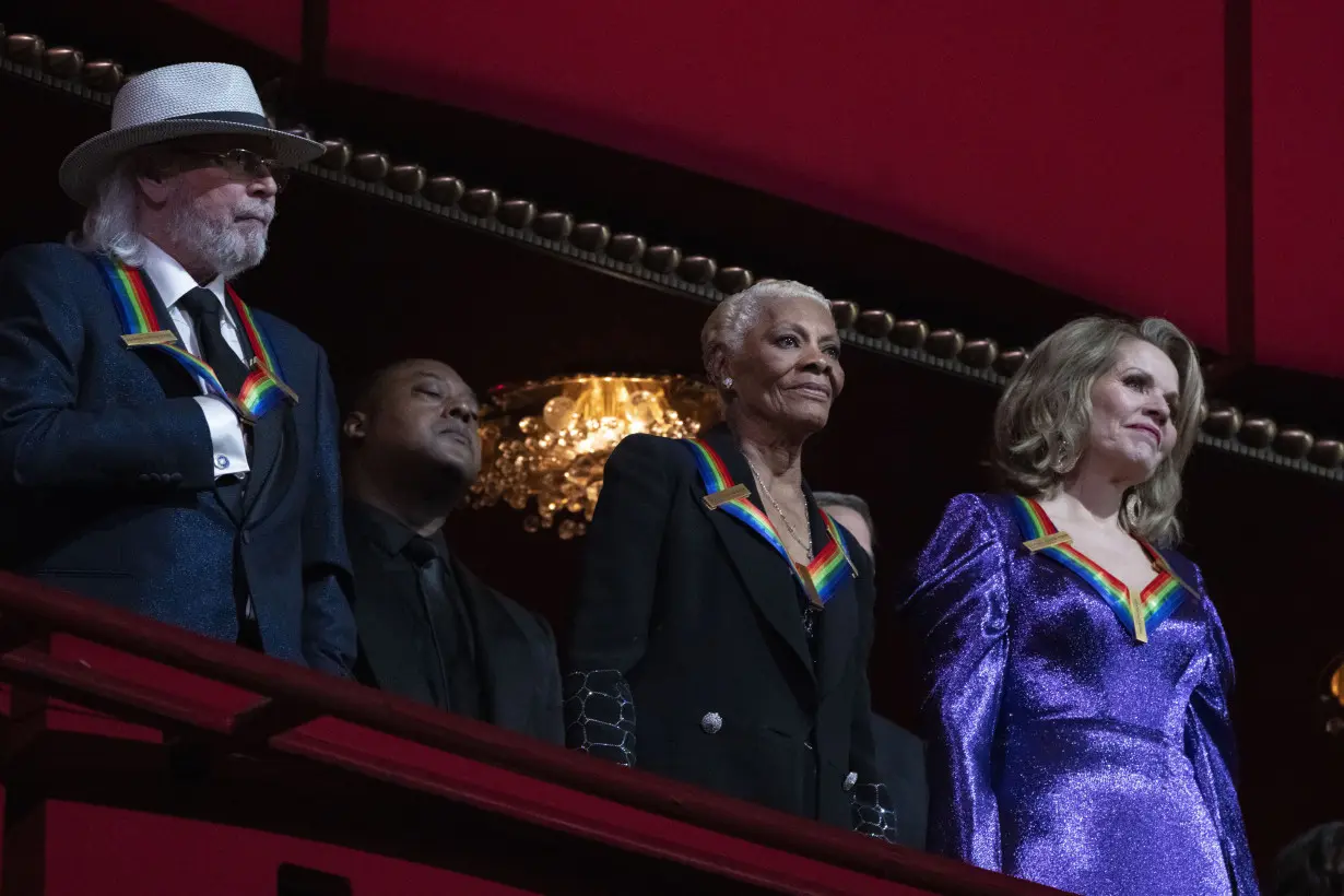 Kennedy Center Honors fetes new inductees, including Queen Latifah, Billy Crystal and Dionne Warwick