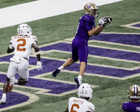 Michael Penix Jr. leads No. 2 Washington to 37-31 victory over Texas and spot in national title game