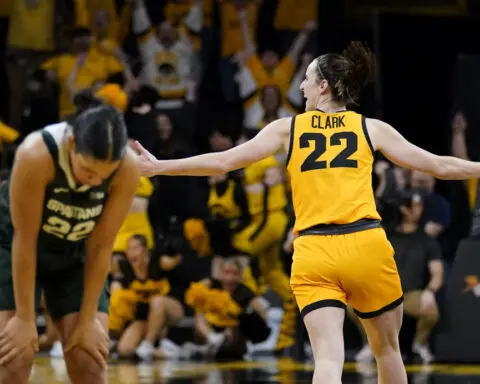 Caitlin Clark hits long 3-pointer at the buzzer, scores 40 as No. 4 Iowa beats Michigan State 76-73