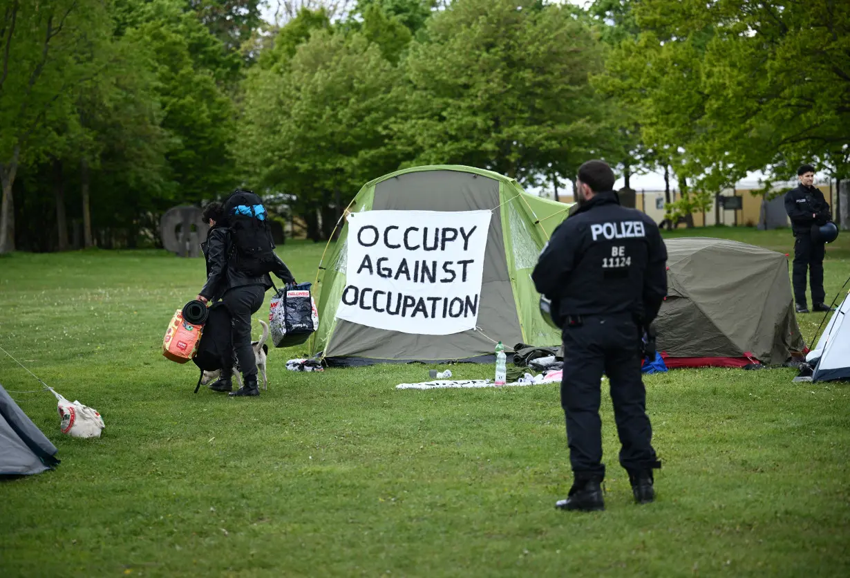 Police at pro-Palestinian protest camp near chancellery in Berlin