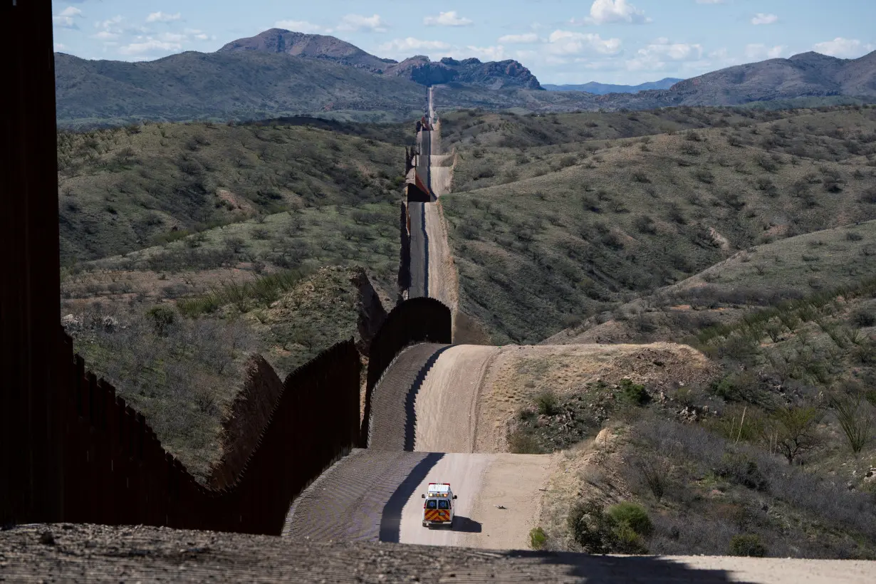 LA Post: Explainer-What policies do Biden and Congress have for the US border?