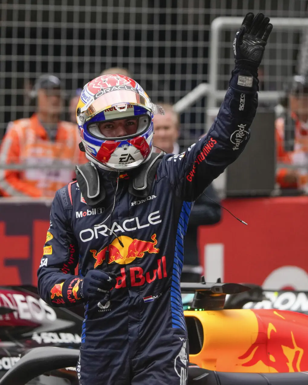 LA Post: Verstappen wins again. This time he takes first Formula 1 sprint race of the season