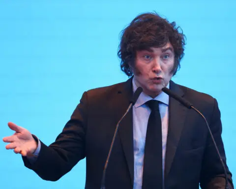 Argentine unions strike to protest Milei reforms, pressure lawmakers