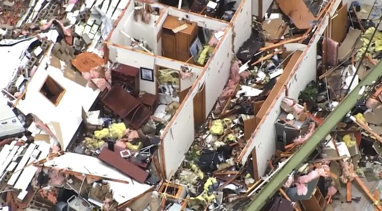 LA Post: FEMA administrator surveys Oklahoma tornado damage with the state's governor and US senator.
