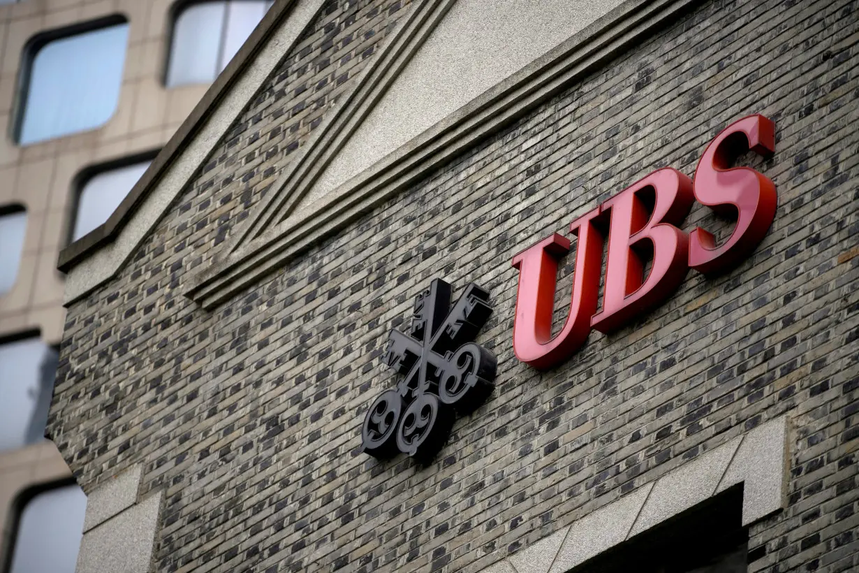 LA Post: UBS faces new lawsuit by Appaloosa over Credit Suisse $17 billion bond wipeout