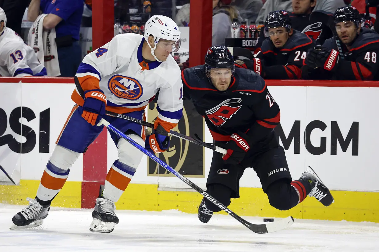 Islanders Hurricanes Hockey