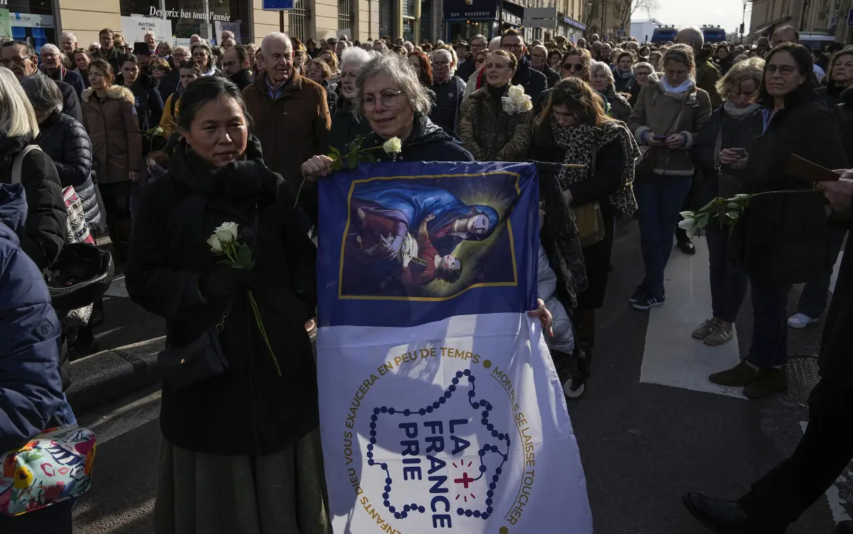 French lawmakers gather for a historic vote that will make abortion a constitutional right