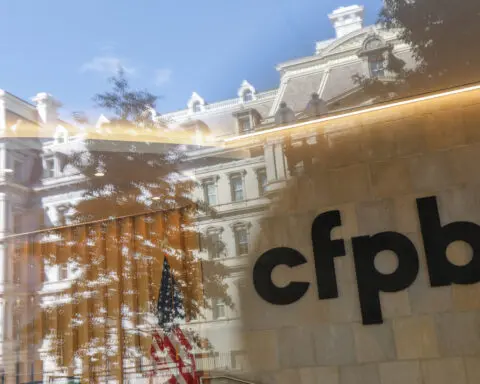 US CFPB sues student loan servicer for illegal collections