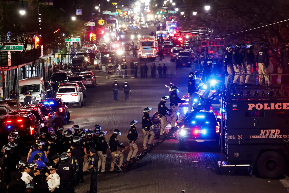 LA Post: Trump praises New York police raid on Columbia university protesters