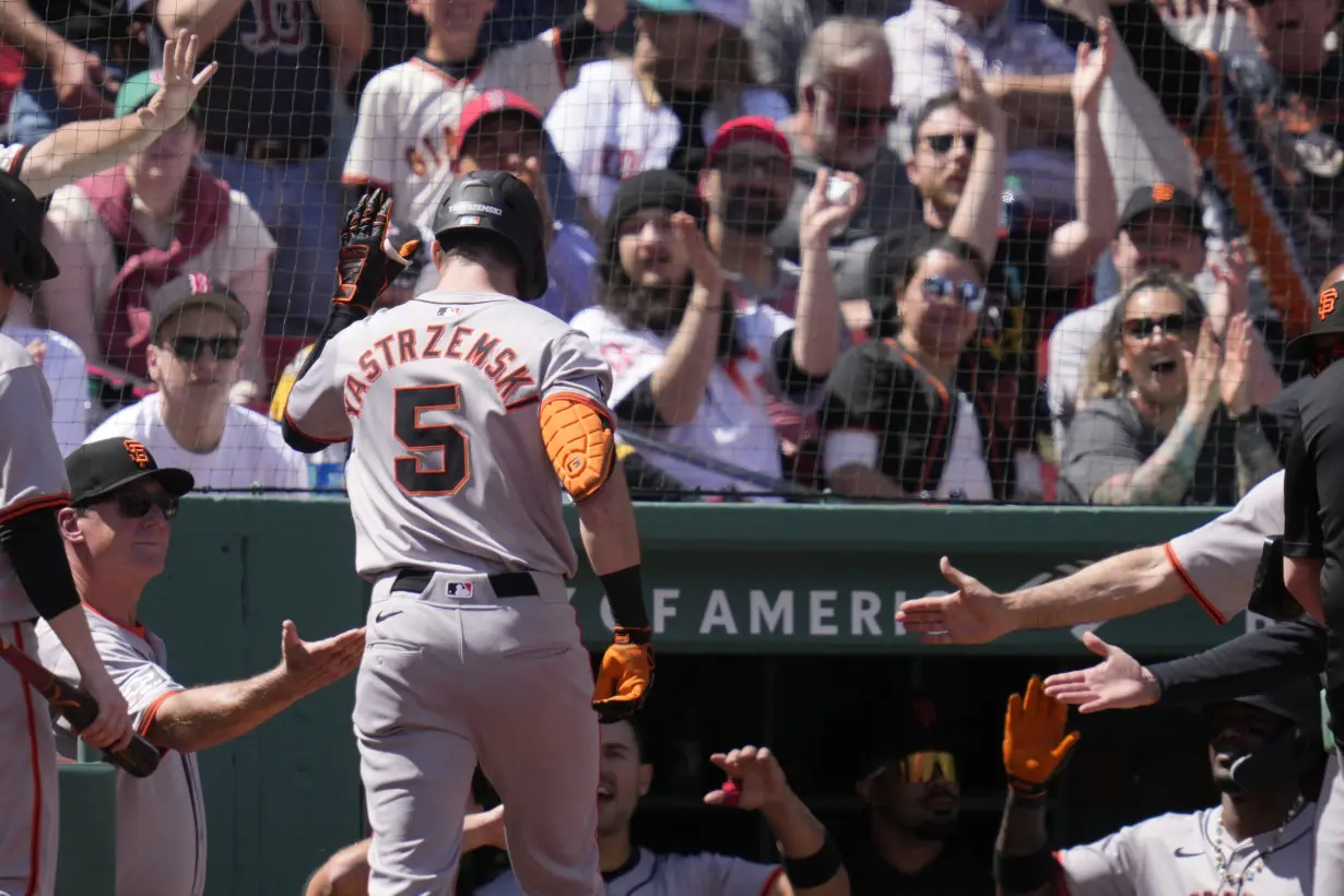 LA Post: A visit from 'Papa Yaz' and a home run makes for a memorable day for Giants OF Mike Yastrzemski