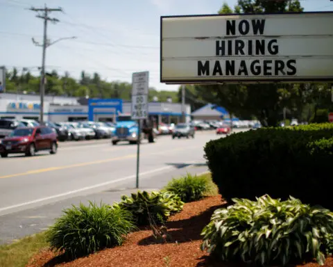 US labor market fairly tight, broader economy losing steam