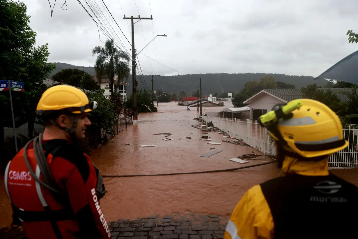 Flooding due to heavy rains in the city of Encantado