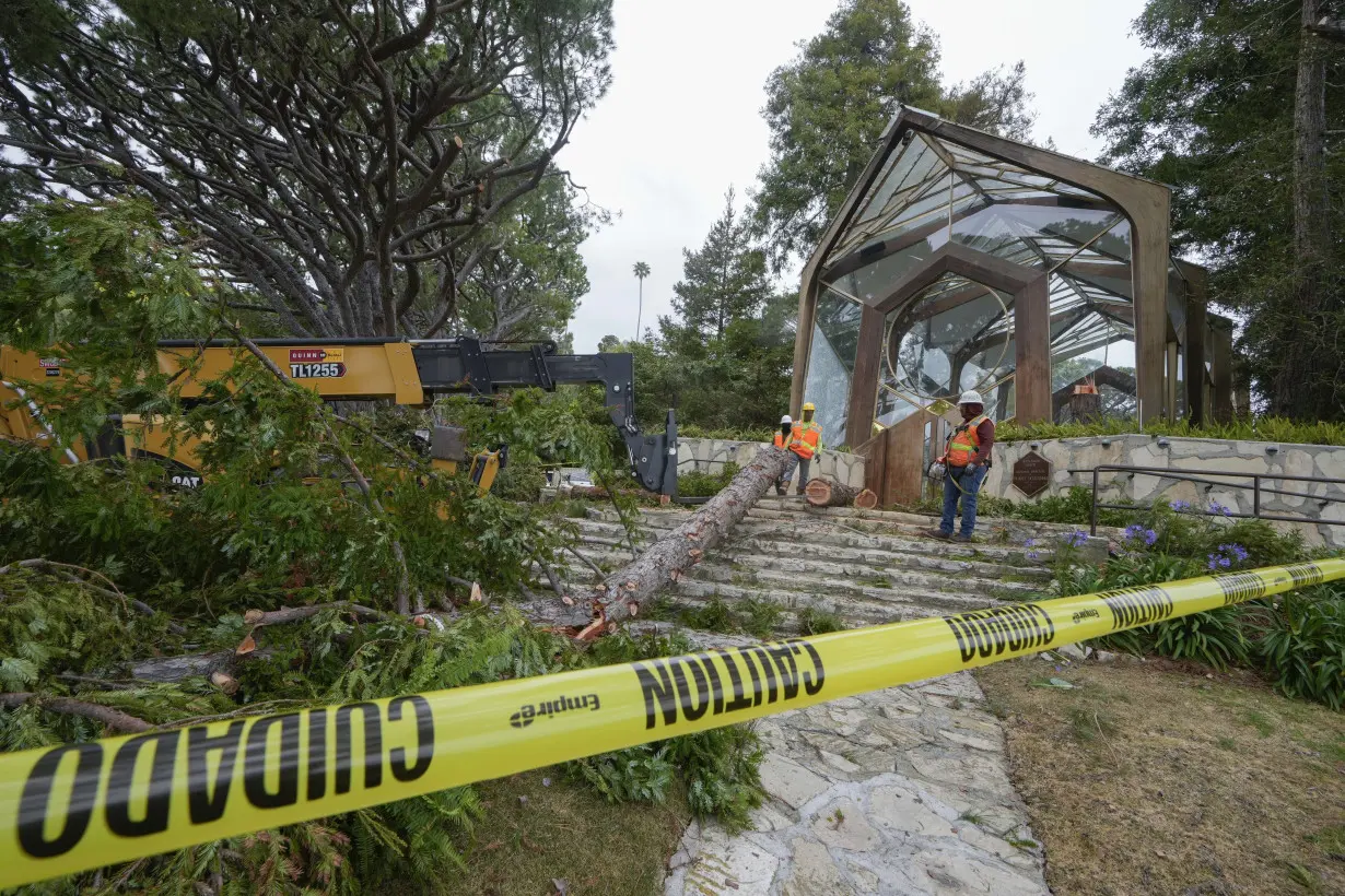 Landslide forces closure of iconic Southern California chapel designed by Frank Lloyd Wright's son