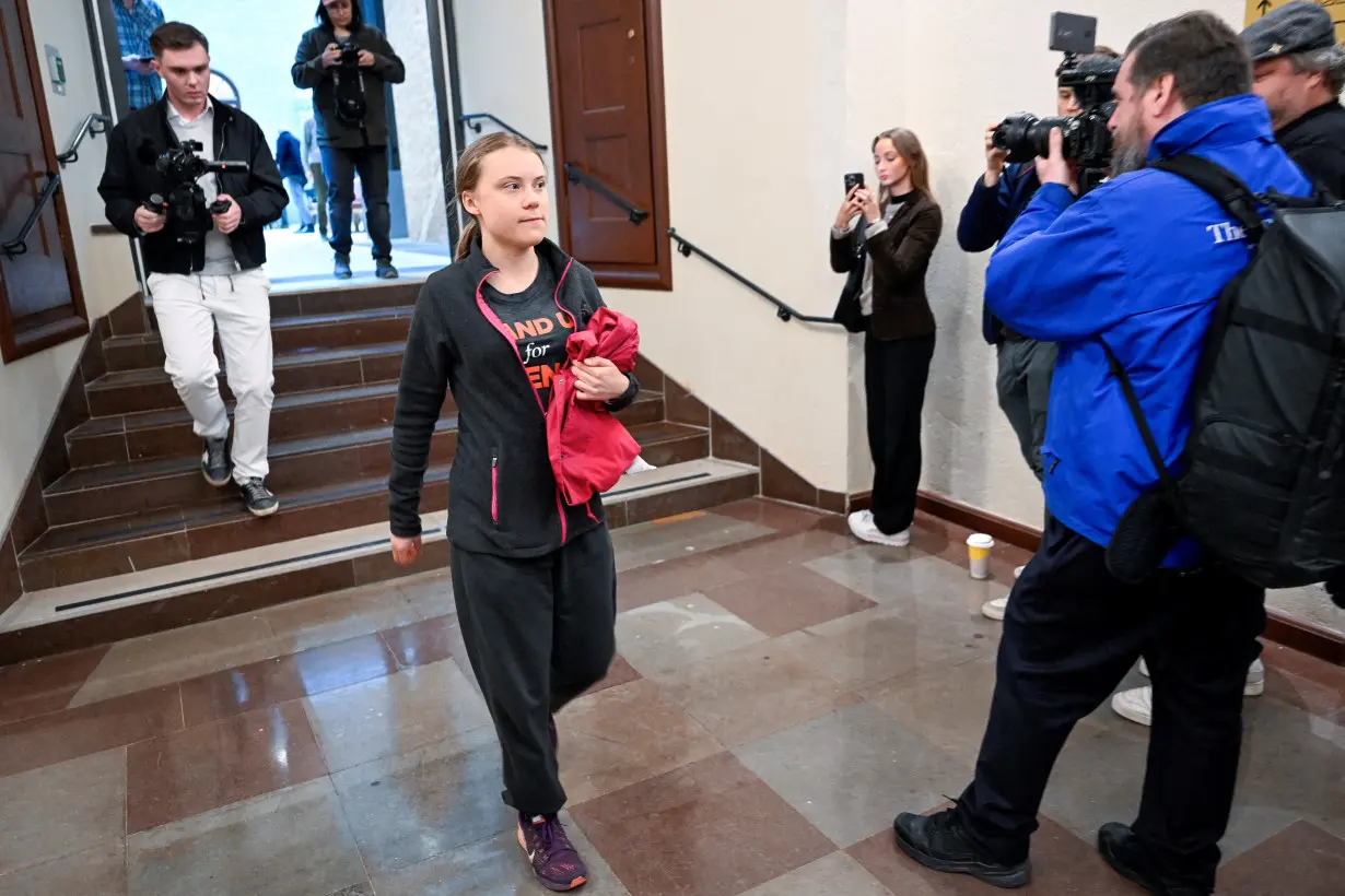 LA Post: Greta Thunberg fined for blocking Swedish parliament entrance