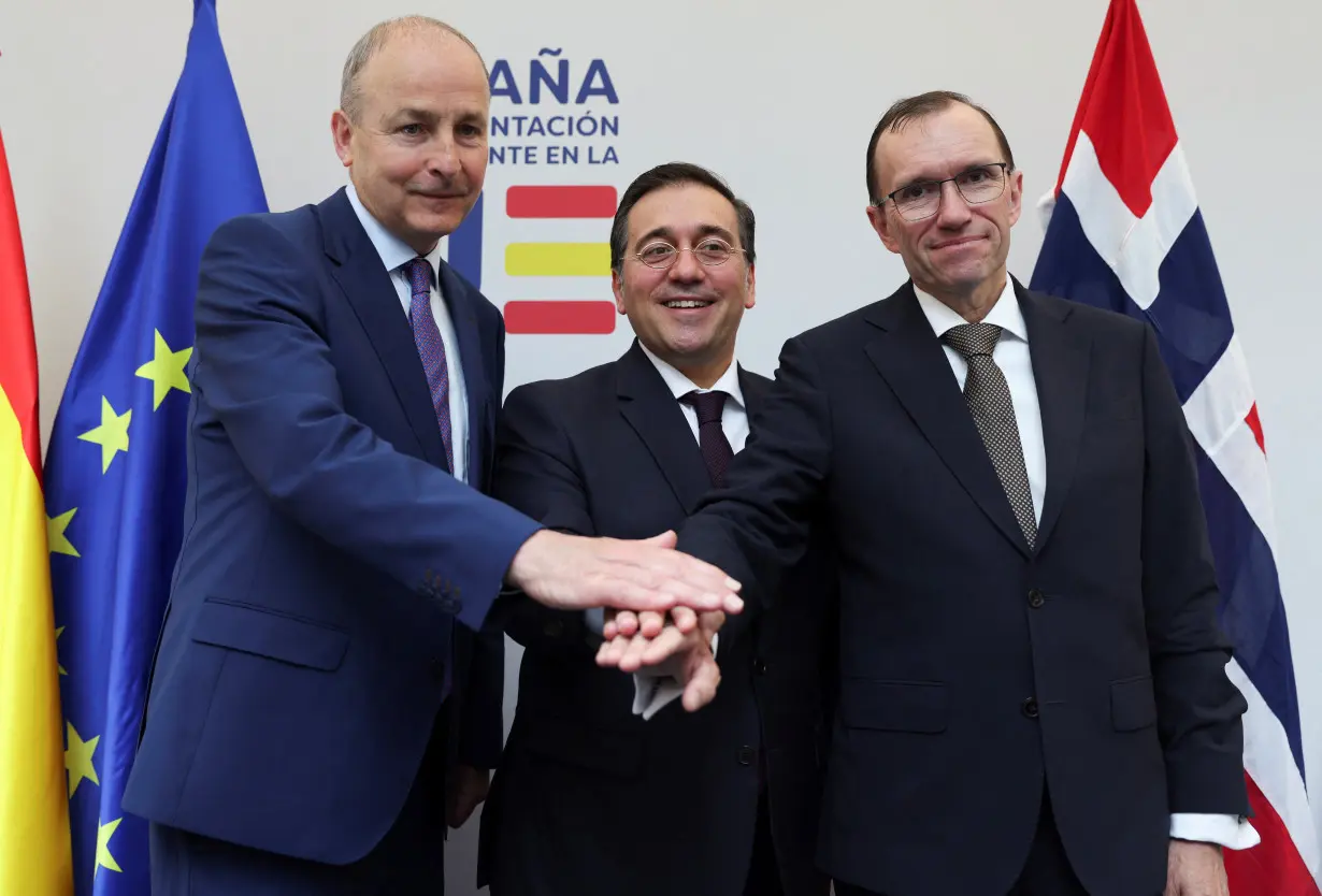 Foreign Ministers from Spain, Norway and Ireland meet with the PM of the Palestinian Authority Mohammad Mustafa, in Brussels