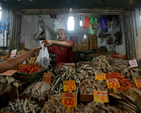 Sri Lanka's inflation drops to 2.5% in March