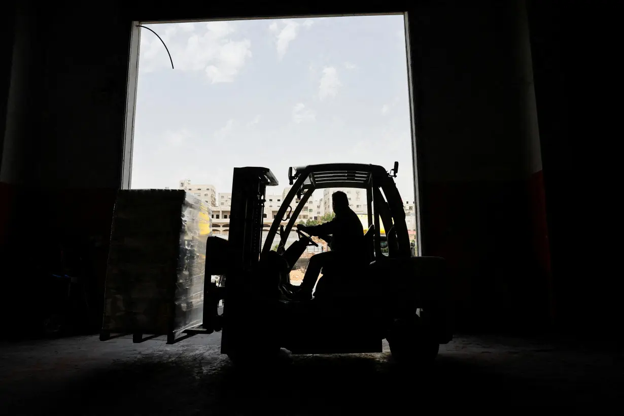 Israel reopens Gaza food sales as Rafah raid chokes aid