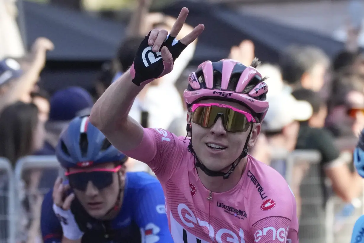 Pogacar wins the Giro d'Italia by a big margin and will now aim for a 3rd Tour de France title