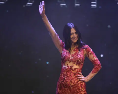 The dreams of a 60-year-old beauty contestant come to an abrupt end in Argentina