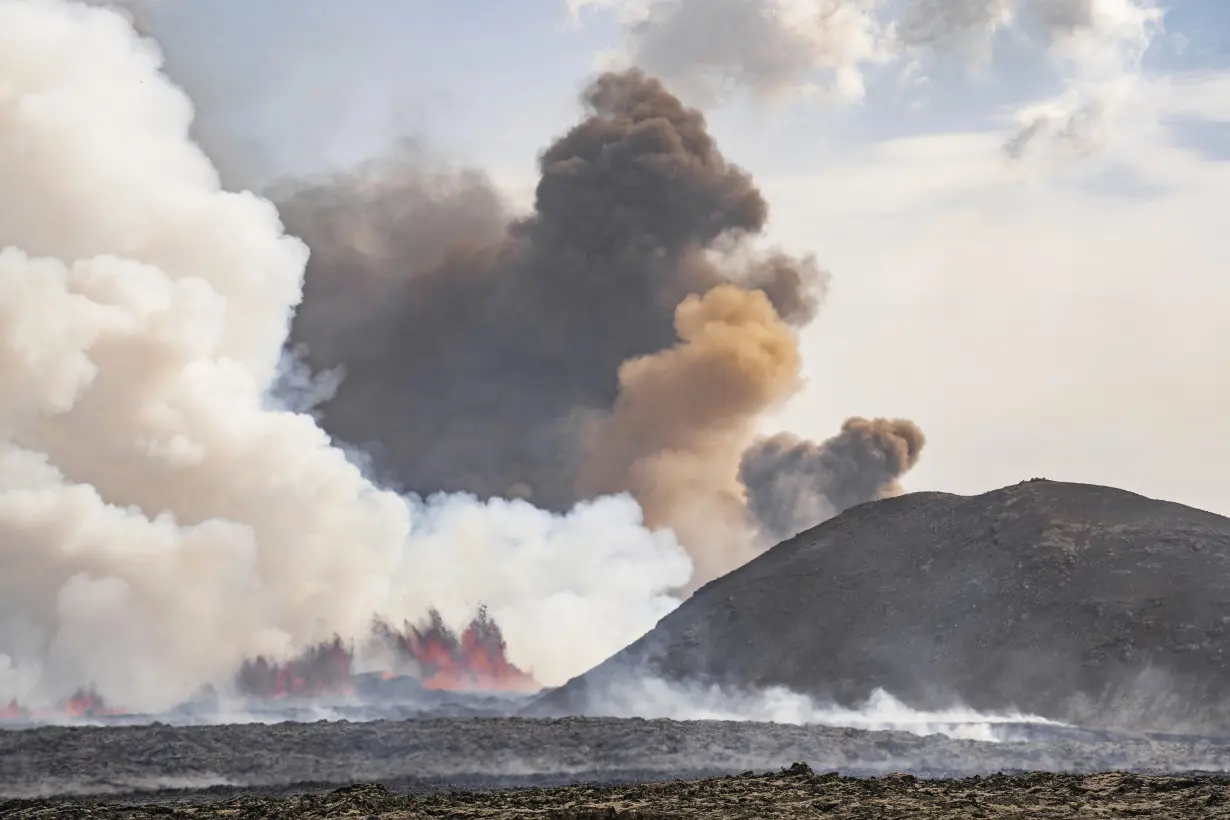 APTOPIX Iceland Volcano