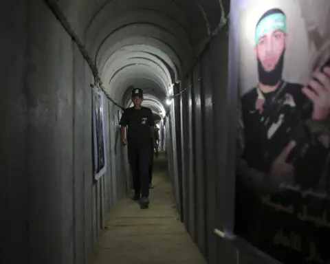 A spiderweb of Hamas tunnels in Gaza Strip raises risks for an Israeli ground offensive