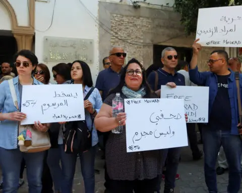 Tunisia extends the detention of two journalists, lawyers begin a strike