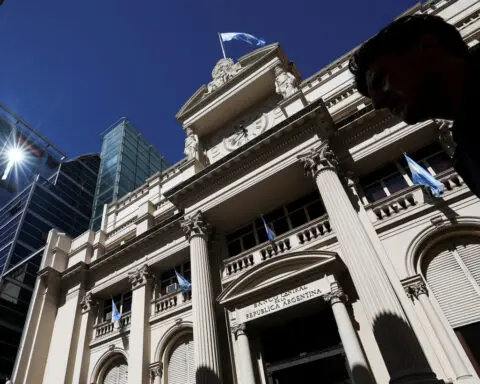 Inflation-hit Argentina launches new top banknote, worth just $10