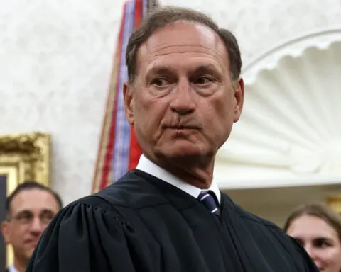 Democratic senators request meeting with Chief Justice Roberts over flags flown at Alito's homes
