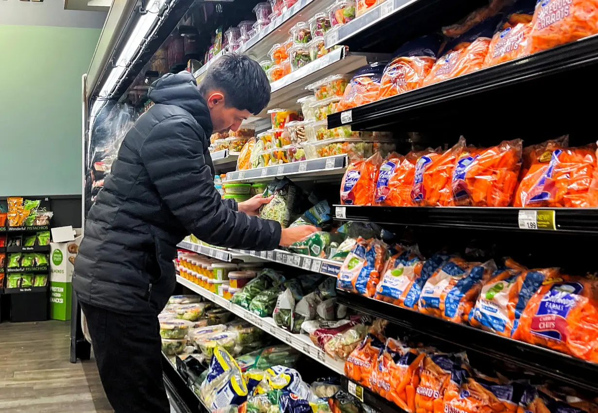 Shoppers ahead of the Thanksgiving holiday in Chicago