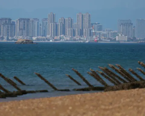 Taiwan bar on frontline with China blends history into cocktails