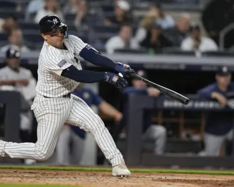 Trevino wins grant from MLB Players Trust for charity that teaches art to those with special needs