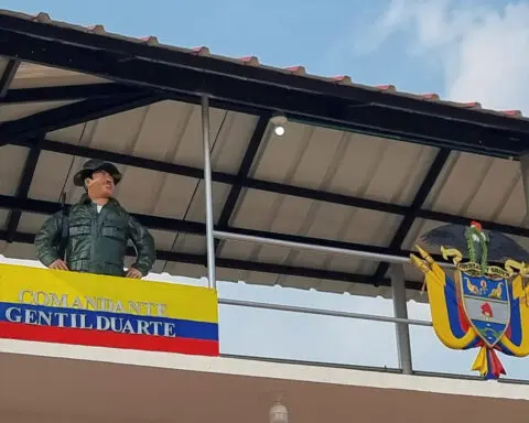 Guerrilla pseudo-state complicates the search for peace in Colombia