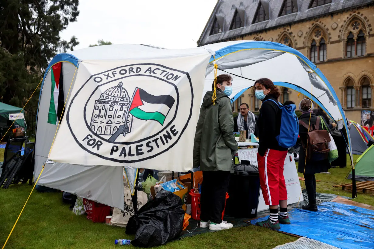 LA Post: With bright tents and sombre mood, protesting UK students show solidarity with US peers