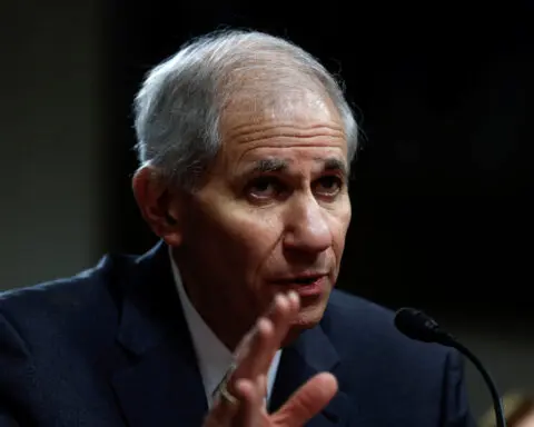 FDIC's Gruenberg vows reforms after 'sobering' review of workplace conduct