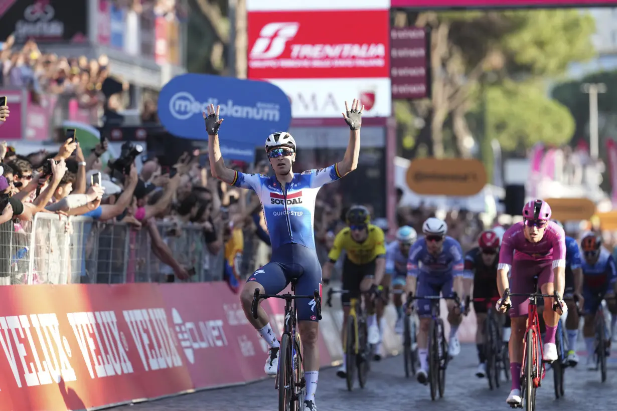 Pogacar wins the Giro d'Italia by a big margin and will now aim for a 3rd Tour de France title