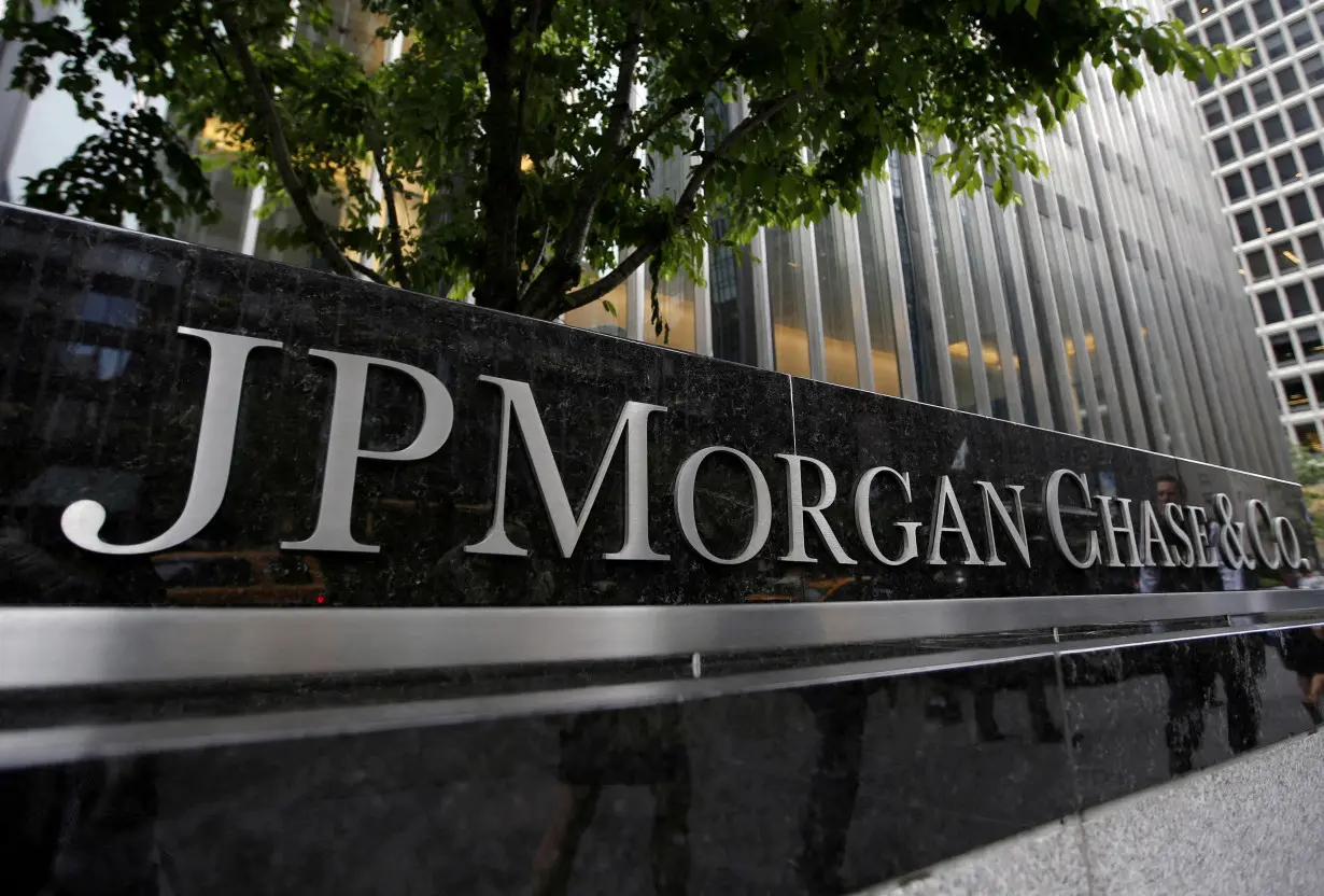 LA Post: Russian court cancels seizure of some JPMorgan funds in VTB dispute