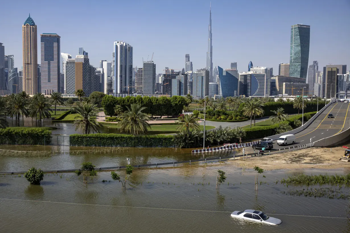 Dubai Airport Rains