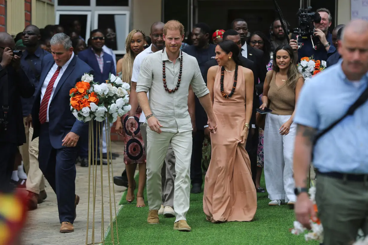 LA Post: Prince Harry and Meghan, greeted with cheers, talk mental health in Nigeria