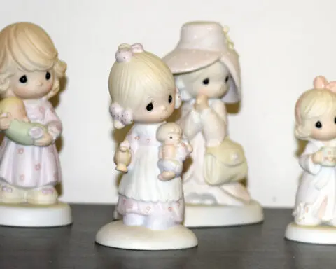 Sam Butcher, artist who created Precious Moments figurines of teardrop-eyed children, dies at 85